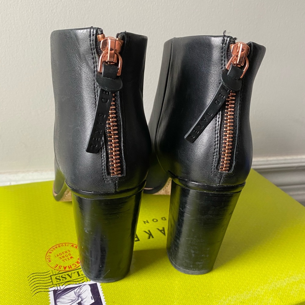 Ted Baker Ankle Boots - Picture 4 of 5